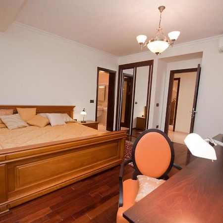 St.George Apartments Petrovac Extérieur photo