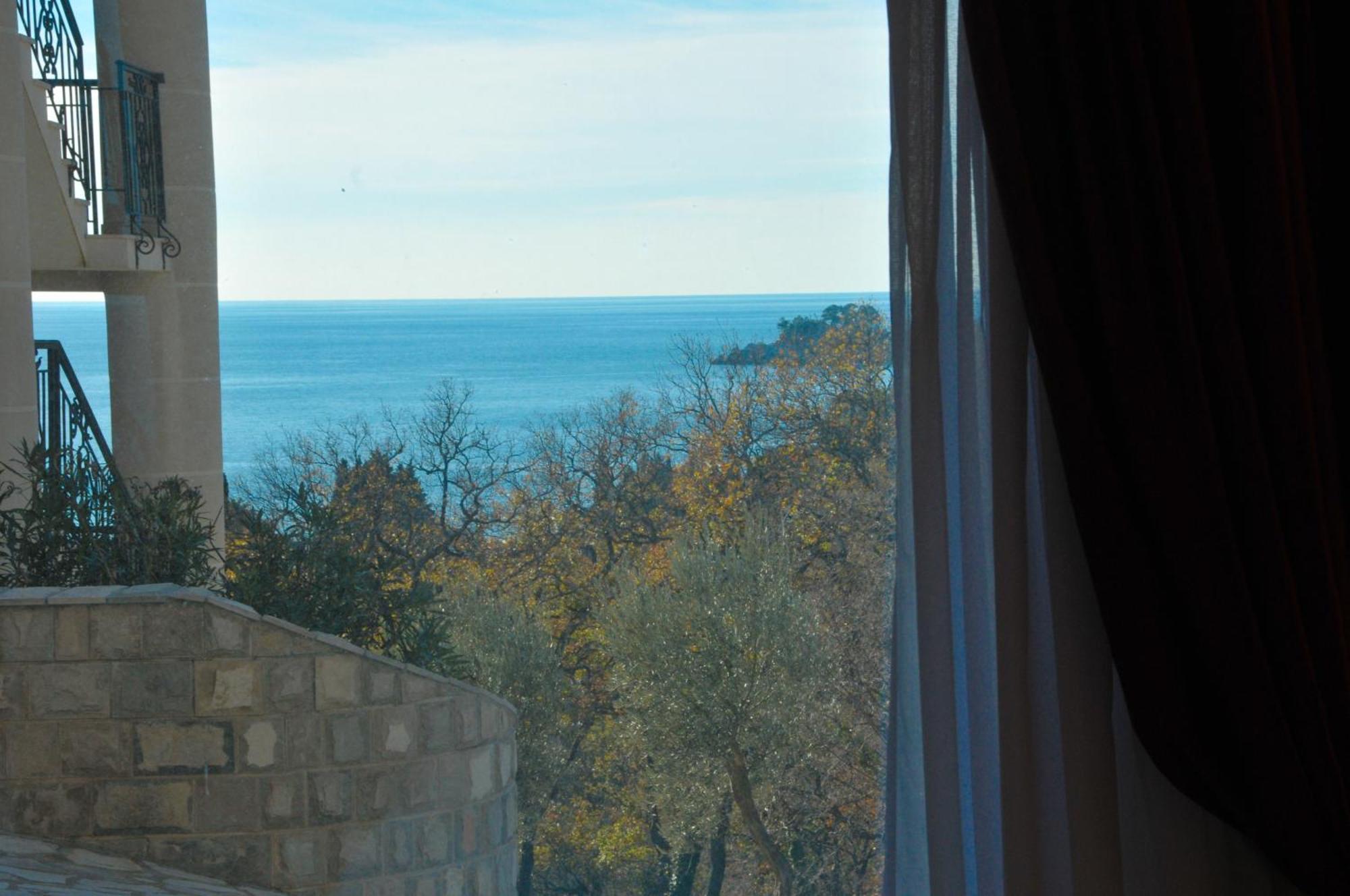 St.George Apartments Petrovac Chambre photo