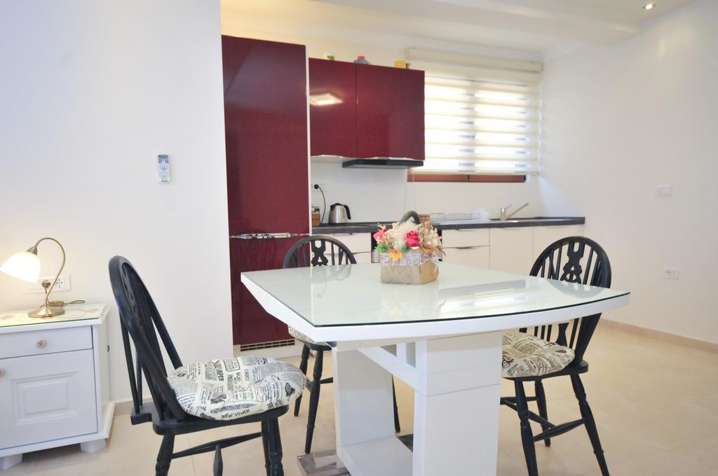 St.George Apartments Petrovac Chambre photo