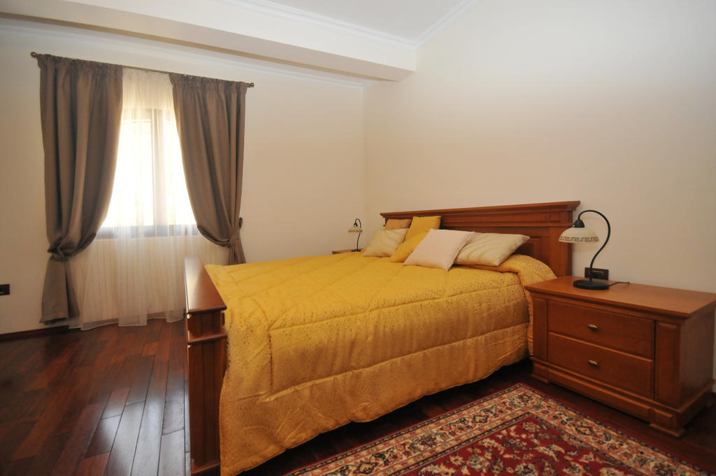 St.George Apartments Petrovac Extérieur photo